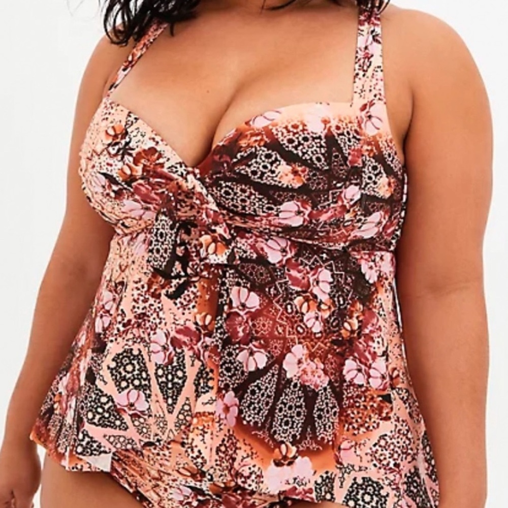 ❣️ TORRID Tankini Top - Picture 3 of 16